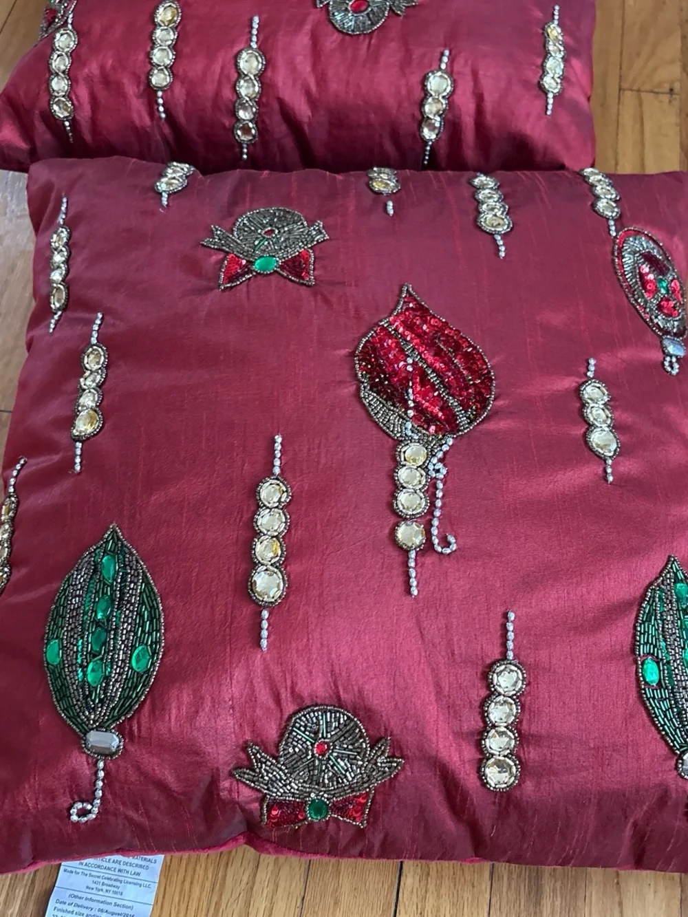 New set of two Christmas Kim Seybert Holiday Christmas decorative beaded pillow